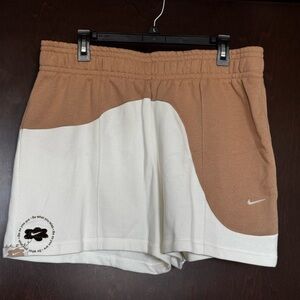 Nike Women’s Color Clash Fleece Shorts